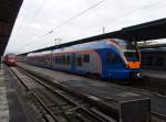 ET 427 dreiteiliger STADLER FLIRT 427 556 der Cantus als R5 nach Fulda in Kassel Hbf. 27.03.2010