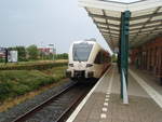 Ein GTW der Arriva als Stoptrein aus Groningen in Delfzijl.