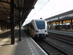 Ein GTW der Arriva als Stoptrein nach Roermond in Nijmegen.