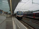 Ein FLIRT als Sprinter nach 's-Hertogenbosch in Arnhem Centraal.