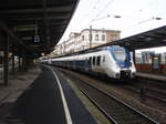 852 der National Express als RE 7 Rheine - Kln Hbf in Wuppertal Hbf.