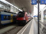 1116 224 als RJ Mnchen Hbf - Budapest-Keleti in Salzburg Hbf.
