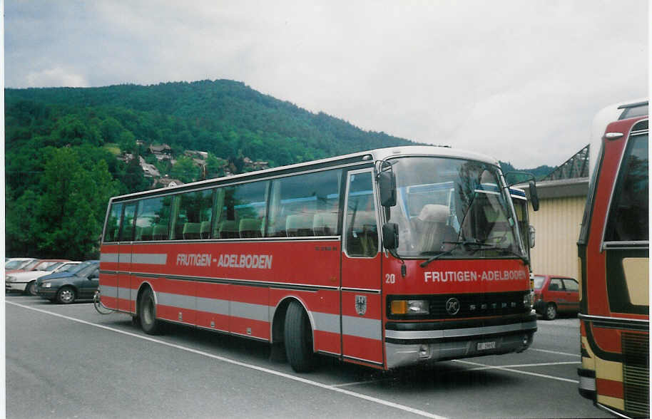 (012'434) - AFA Adelboden - Nr. 20/BE 19'692 - Setra (ex Hauser, Gryon) am 6. Juni 1995 in Thun, Seestrasse