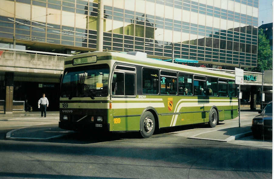 (015'201) - SVB Bern - Nr. 189/BE 451'189 - Volvo/Gangloff am 11. September 1996 beim Bahnhof Bern