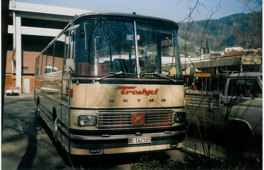 (016'326) - Trachsel, Adelboden - BE 142'585 - Setra am 10. Mrz 1997 in Thun, Grabengut