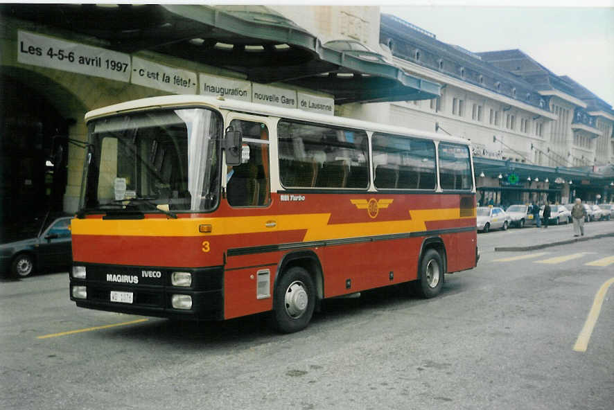 (016'503) - BVB Bex - Nr. 3/VD 1076 - Magirus/Iveco am 16. Mrz 1997 beim Bahnhof Lausanne