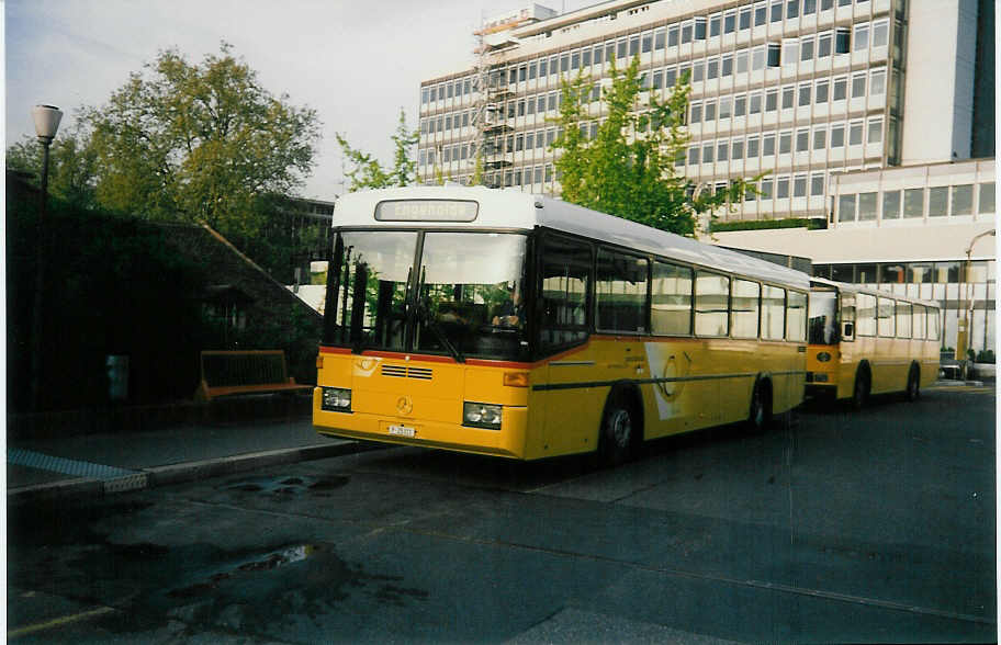 (017'025) - PTT-Regie - P 25'311 - Mercedes/R&J am 14. Mai 1997 in Bern, Postautostation