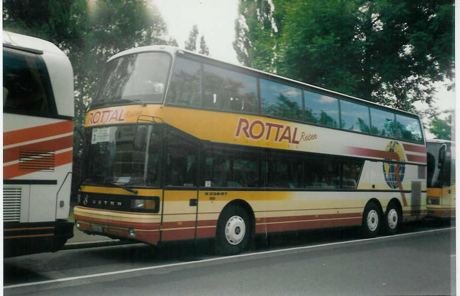 (017'213) - ARAG Ruswil - Nr. 50/LU 15'131 - Setra am 11. Juni 1997 in Thun, Lachen