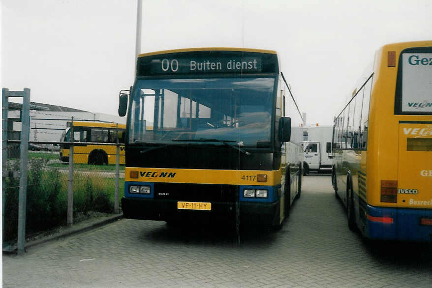 (017'808) - VEONN - Nr. 4117/VF-11-HY - DAF am 14. Juli 1997 in Meppel, Garage