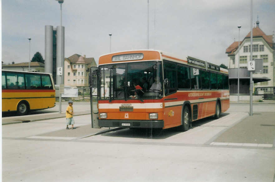 (018'427) - AKAG Kirchberg - Nr. C/SG 95'308 - NAW/R&J am 3. August 1997 beim Bahnhof Wil