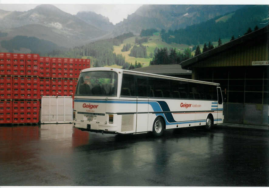 (018'537) - Geiger, Adelboden - Nr. 1/BE 26'860 - Setra am 17. August 1997 in Adelboden, Mineralquelle