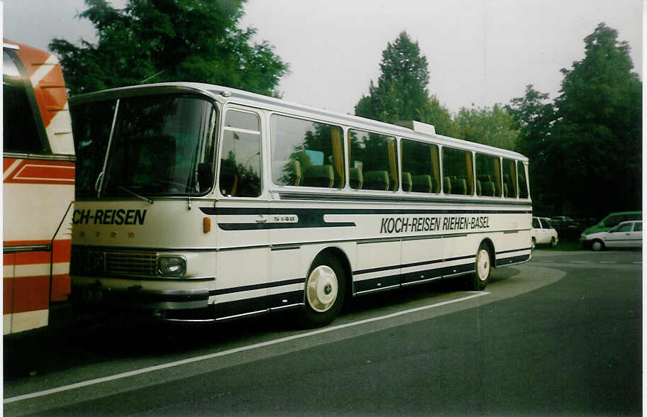 (019'607) - Koch, Riehen - BS 1852 - Setra am 20. September 1997 in Thun, Lachen