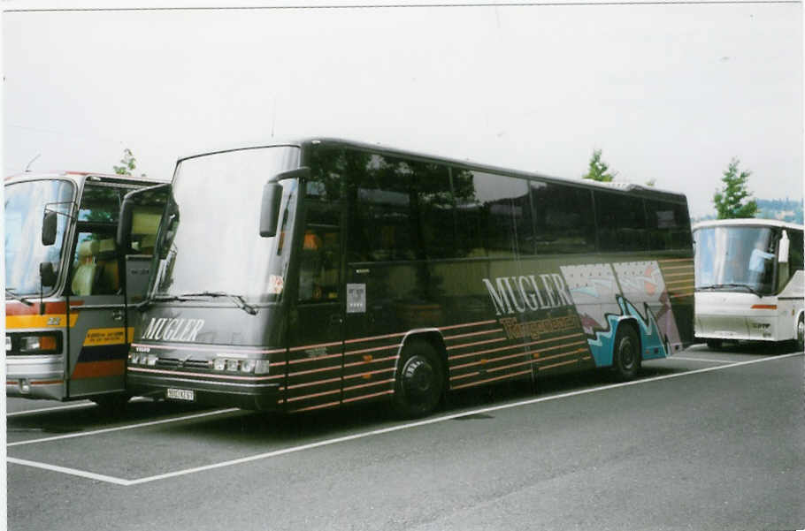 (023'015) - Aus Frankreich: Mugler, Ingwiller - 9003 XZ 67 - Volvo/Drgmller am 27. Mai 1998 in Thun, Seestrasse