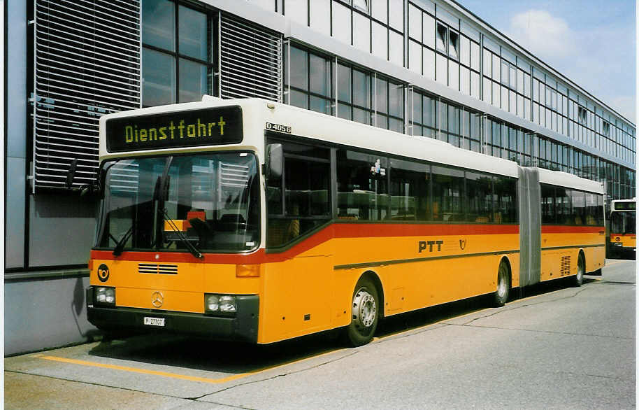 (023'117) - PTT-Regie - P 27'707 - Mercedes am 3. Juni 1998 in Bern, Automobilwerksttte