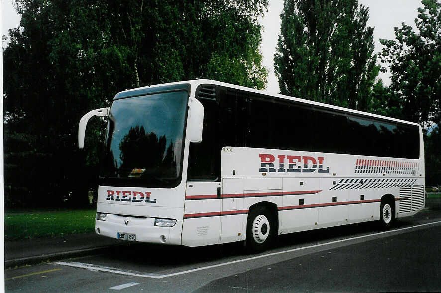 (023'210) - Aus Deutschland: Riedl, Assling - EBE-FR 90 - Renault am 6. Juni 1998 in Thun, Lachen