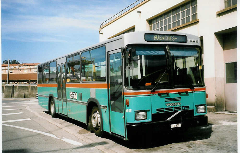 (025'224) - GFM Fribourg - Nr. 62/FR 352 - Volvo/R&J am 15. August 1998 in Fribourg, Garage