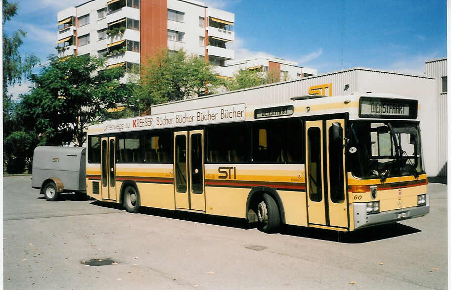 (026'118) - STI Thun - Nr. 60/BE 452'460 - Mercedes/R&J am 9. September 1998 in Thun, Garage