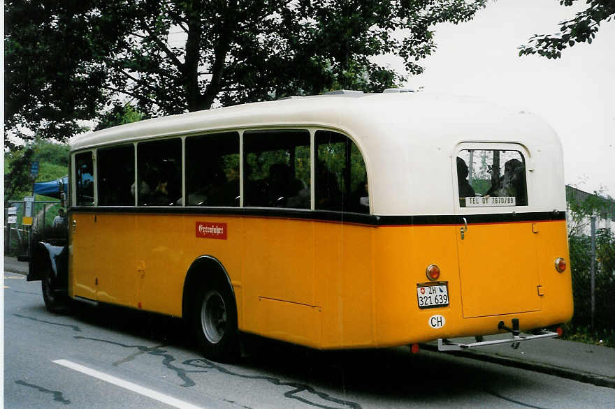 (026'527) - Welti, Maschwanden - ZH 321'639 - Saurer/R&J (ex Schmid, Buchs/ZH; ex Tschannen, Zofingen Nr. 3) am 3. Oktober 1998 in Rti, Sonnenplatz