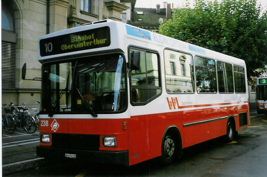 (027'708) - WV Winterthur - Nr. 238/ZH 279'238 - MAN/Hess am 24. Oktober 1998 beim Hauptbahnhof Winterthur