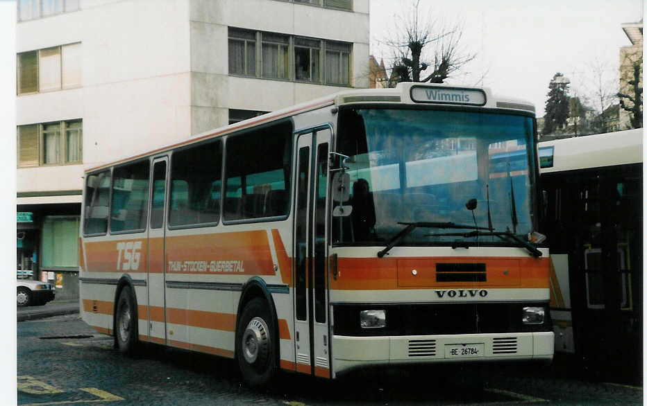 (028'319) - TSG Blumenstein - Nr. 1/BE 26'784 - Volvo/R&J am 21. Dezember 1998 beim Bahnhof Thun