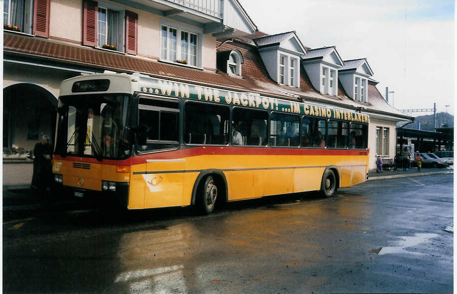 (029'901) - AAGI Interlaken - Nr. 39/BE 317'038 - Mercedes/R&J (ex P 25'303) am 6. Mrz 1999 beim Bahnhof Interlaken Ost