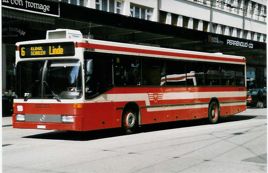 (030'032) - VB Biel - Nr. 118/BE 512'118 - Mercedes am 13. Mrz 1999 beim Bahnhof Biel