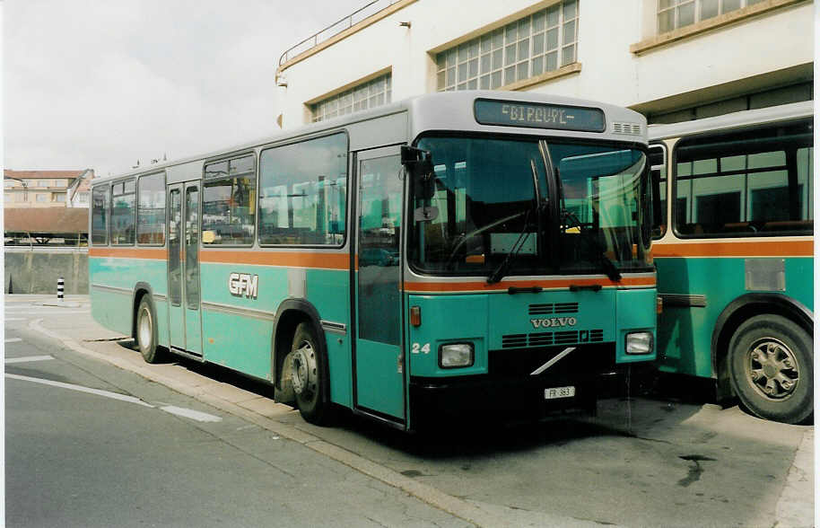 (030'602) - GFM Fribourg - Nr. 24/FR 363 - Volvo/R&J am 3. April 1999 in Fribourg, Garage