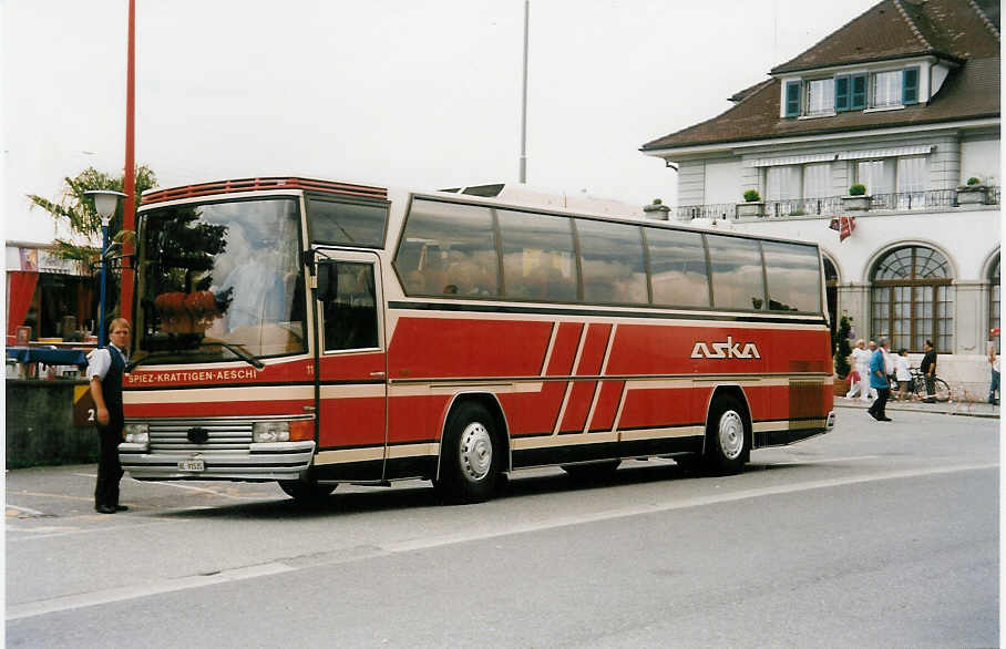 (031'526) - ASKA Aeschi - Nr. 11/BE 91'535 - Drgmller (ex Moser, Flaach) am 16. Mai 1999 beim Bahnhof Thun