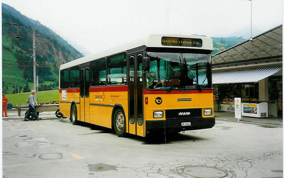 (032'912) - Zazzi, Disentis - GR 60'481 - NAW/Hess (ex P 24'455) am 27. Juni 1999 beim Bahnhof Disentis