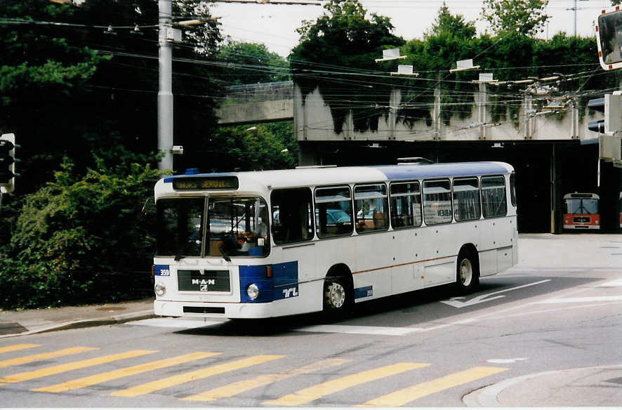 (033'804) - TL Lausanne - Nr. 359/VD 1501 - MAN am 7. Juli 1999 in Lausanne, Dpt Borde