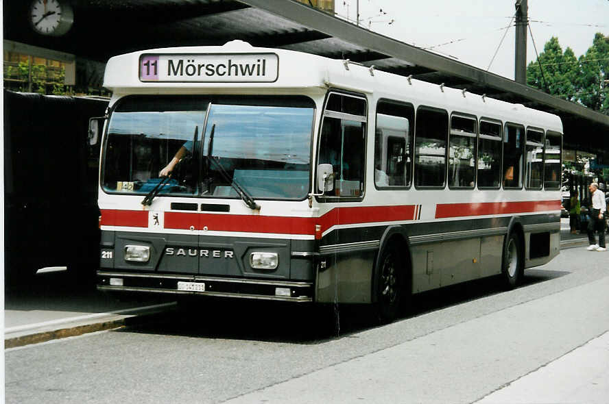 (034'806) - VBSG St. Gallen - Nr. 211/SG 141'211 - Saurer/Hess am 19. Juli 1999 beim Bahnhof St. Gallen