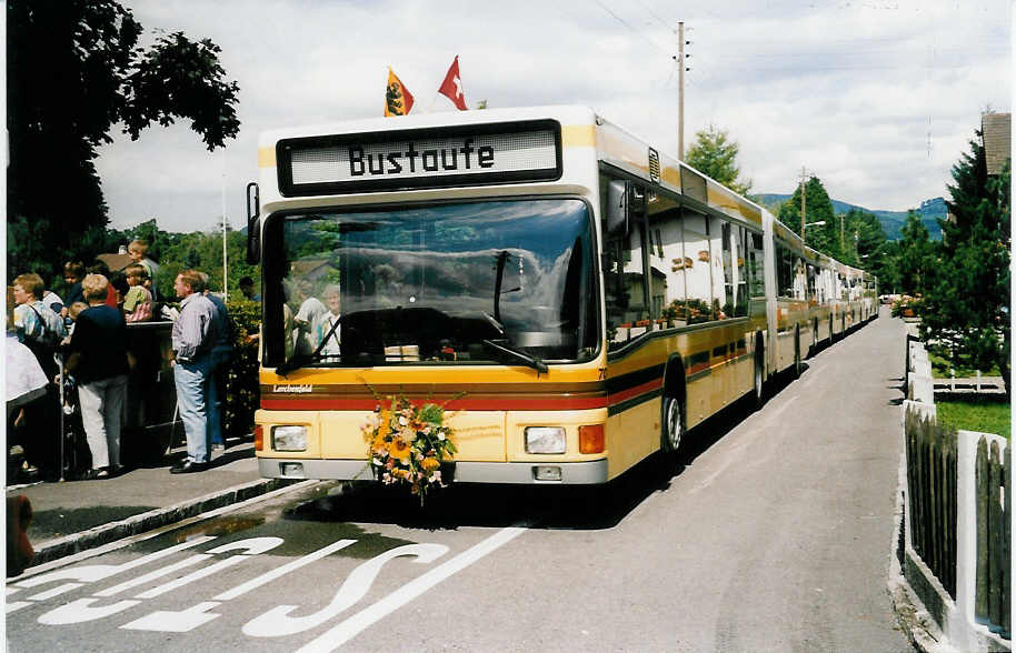 (035'401) - STI Thun - Nr. 70/BE 389'670 - MAN am 21. August 1999 in Thun-Lerchenfeld, Langestrasse