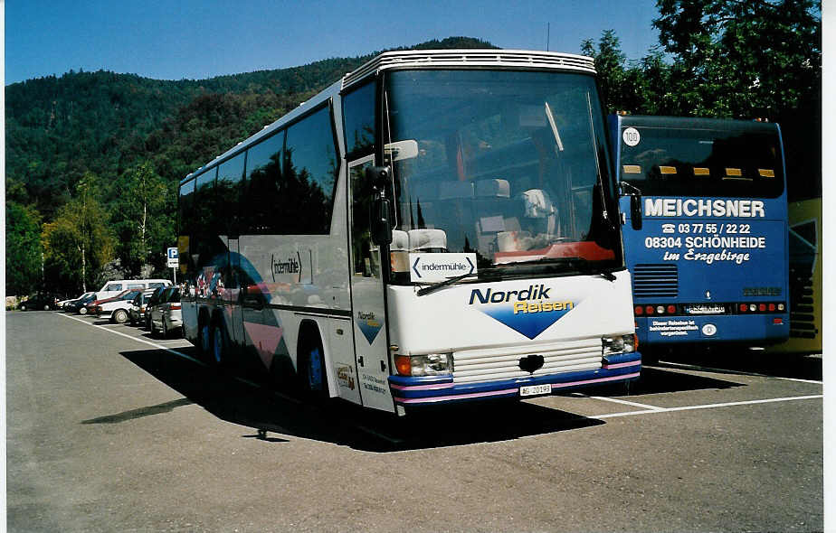 (036'723) - Nordik, Neuenhof - AG 20'193 - Drgmller am 9. September 1999 in Thun, Seestrasse