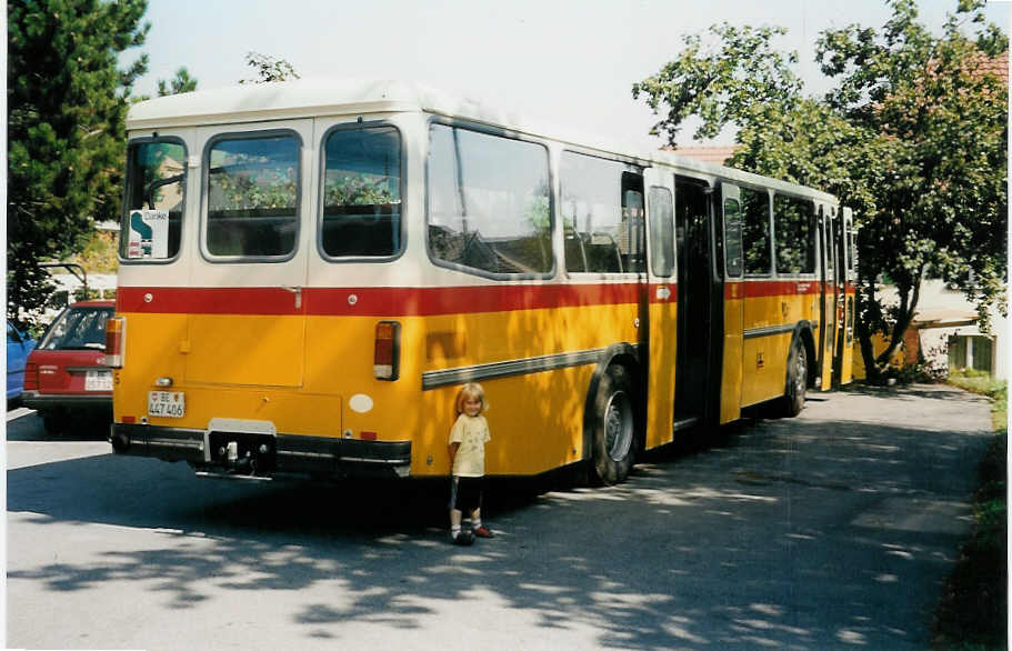 (036'815) - Engeloch, Riggisberg - Nr. 5/BE 447'406 - Saurer/Tscher (ex P 25'668) am 13. September 1999 in Riggisberg, Garage