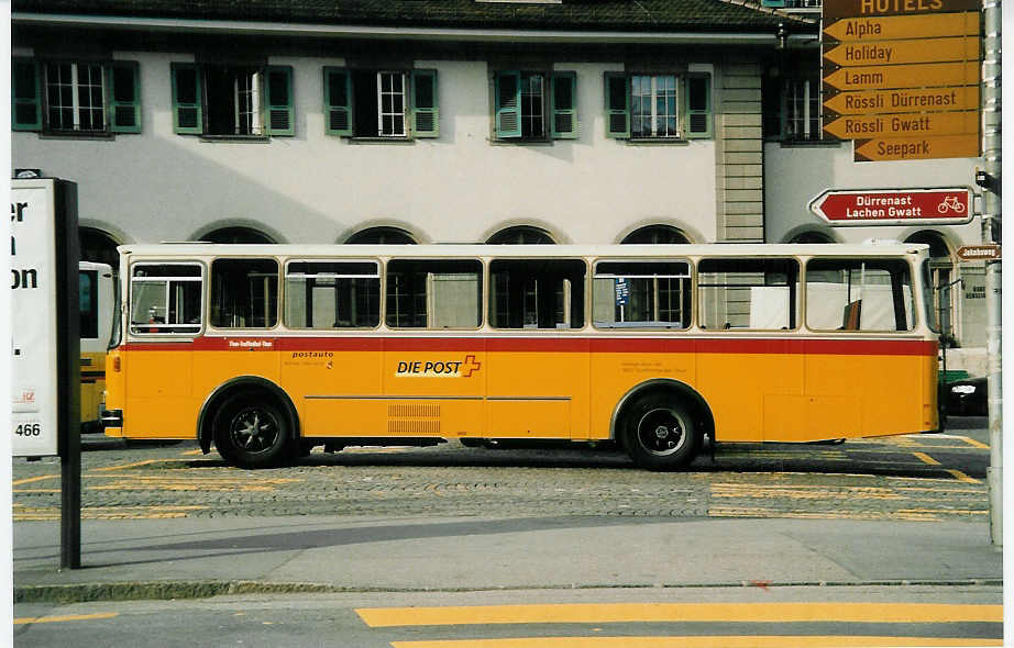 (037'134) - Burri, Teuffenthal - BE 336'192 - FBW/R&J am 27. September 1999 beim Bahnhof Thun