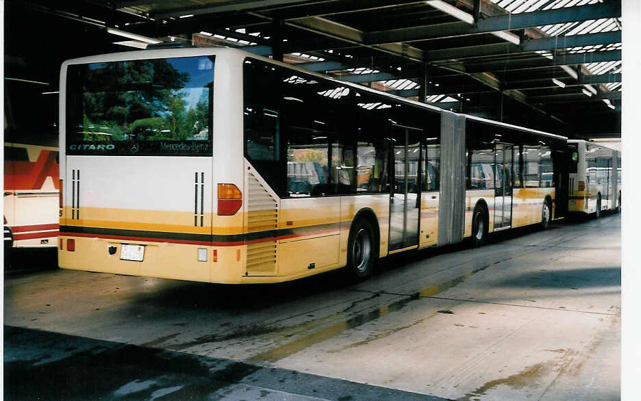 (037'416) - STI Thun - Nr. 75/BE 263'475 - Mercedes am 26. Oktober 1999 in Thun, Garage