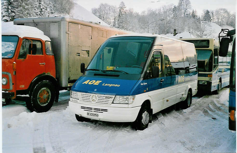 (038'126) - AOE Langnau - Nr. 5/BE 231'950 - Mercedes/Auwrter am 30. Dezember 1999 in Langnau, Garage