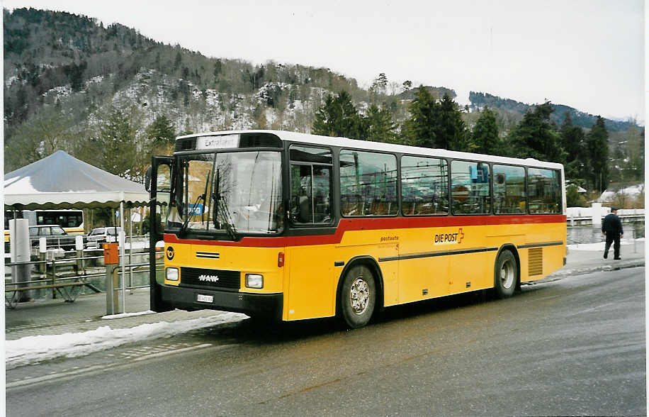 (038'901) - AVG Meiringen - Nr. 64/BE 401'364 - NAW/Hess (ex P 24'449) am 29. Januar 2000 bei der Schifflndte Thun