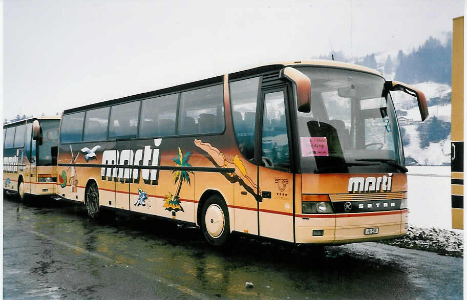 (039'103) - Marti, Kallnach - Nr. 10/FR 559 - Setra am 19. Februar 2000 in Frutigen, Flugplatz