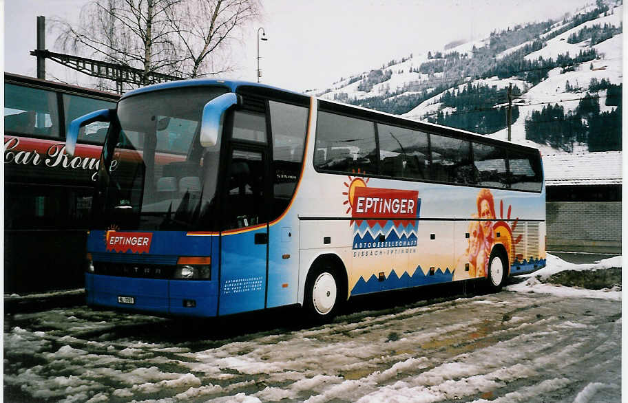 (039'126) - AGSE Eptingen - BL 7707 - Setra am 19. Februar 2000 beim Gterbahnhof Frutigen