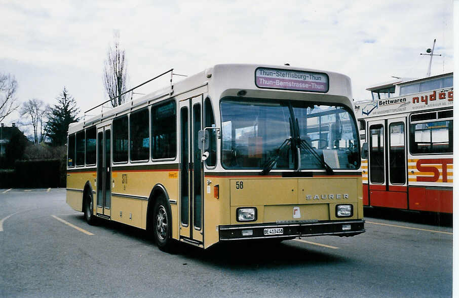(039'324) - STI Thun - Nr. 58/BE 413'458 - Saurer/R&J am 24. Februar 2000 bei der Schifflndte Thun