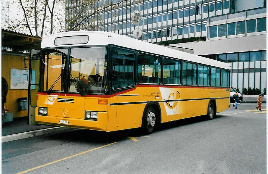 (039'708) - PTT-Regie - P 25'309 - Mercedes/R&J am 14. Mrz 2000 in Bern, Postautostation