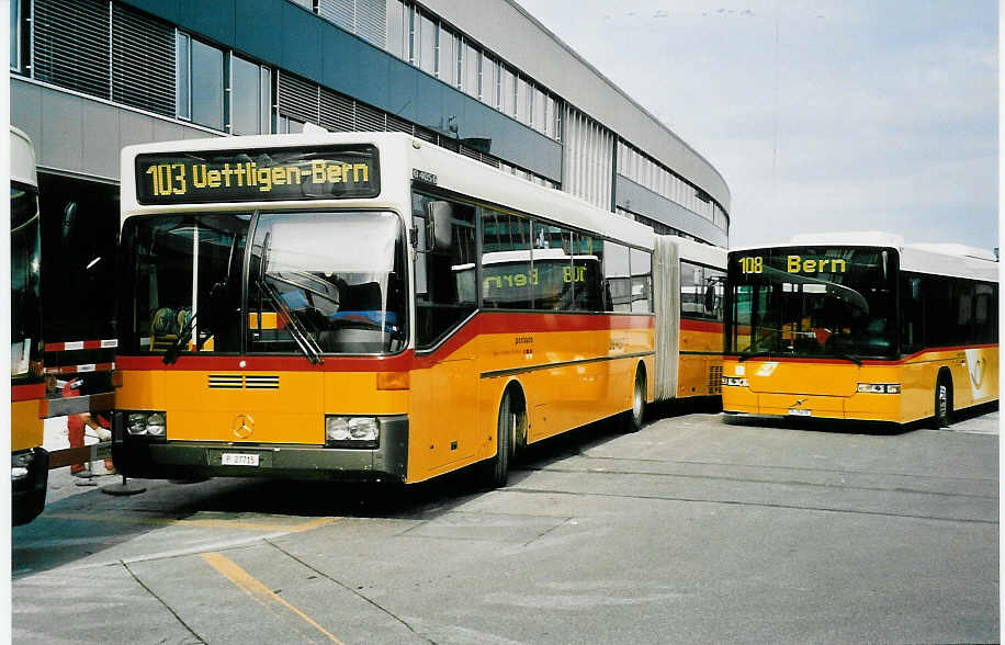 (039'735) - PTT-Regie - P 27'715 - Mercedes am 14. Mrz 2000 in Bern, Postautostation