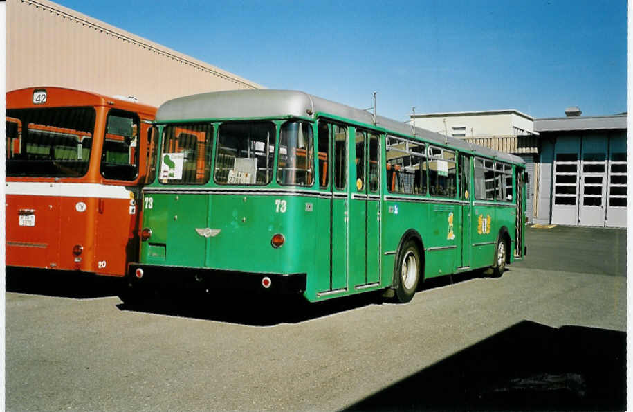 (040'135) - BVB Basel (RWB) - Nr. 73/BE 2784 U - FBW/FHS am 8. April 2000 in Zug, Garage ZVB