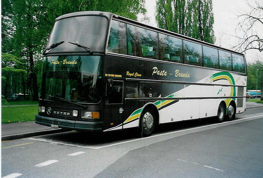 (040'425) - Pasta-Branda, Lumino - TI 196'500 - Setra am 29. April 2000 in Thun, Lachen