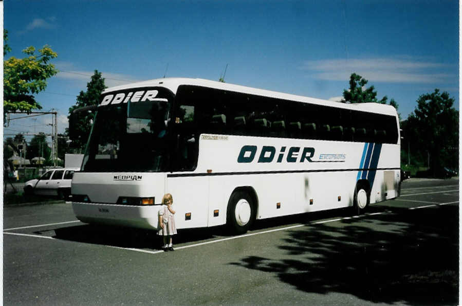 (040'616) - Odier, Genve - Nr. 56/GE 96'158 - Neoplan am 21. Mai 2000 in Thun, Seestrasse