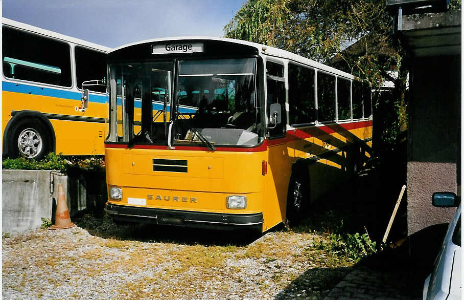 (040'708) - PTT-Regie - P 25'832 - Saurer/Tscher am 1. Juni 2000 in Btzberg, Heiniger