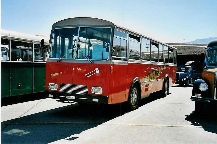 (041'028) - Weidmann, Greifensee - ZH 490'297 - FBW/Tscher (ex VZO Grningen Nr. 30) am 18. Juni 2000 in Hinwil, AMP