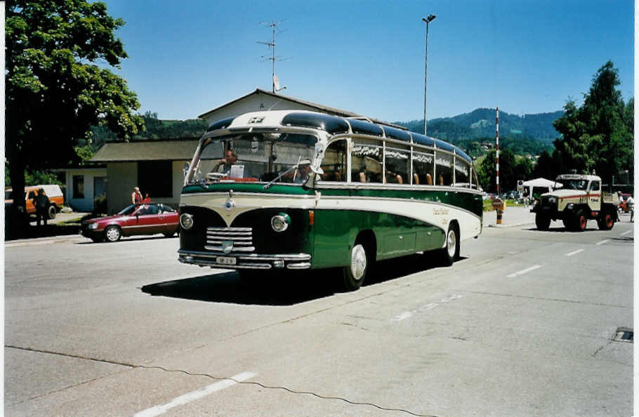 (041'235) - Fischer, Chur - GR 20'420 - Saurer/R&J (ex Geiger, Adelboden Nr. 1; ex AAGI Interlaken) am 18. Juni 2000 in Hinwil, AMP