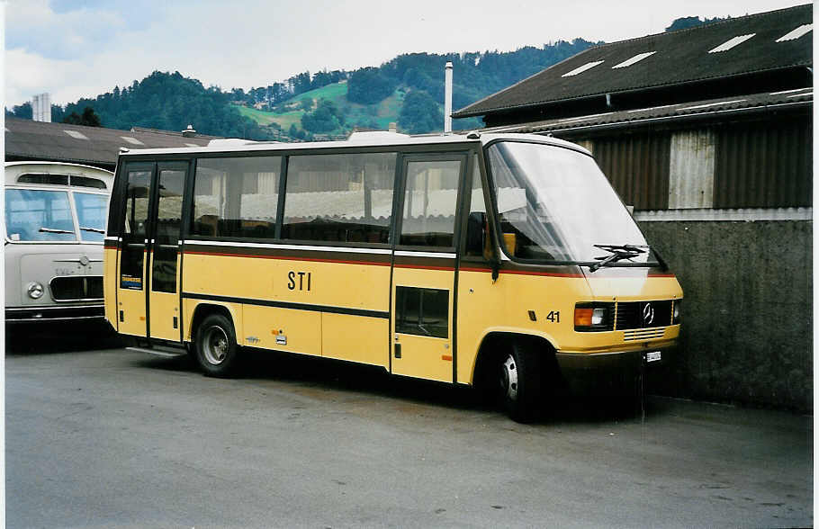 (041'636) - STI Thun - Nr. 41/BE 443'241 - Mercedes/Auwrter am 7. Juli 2000 in Thun, Garage